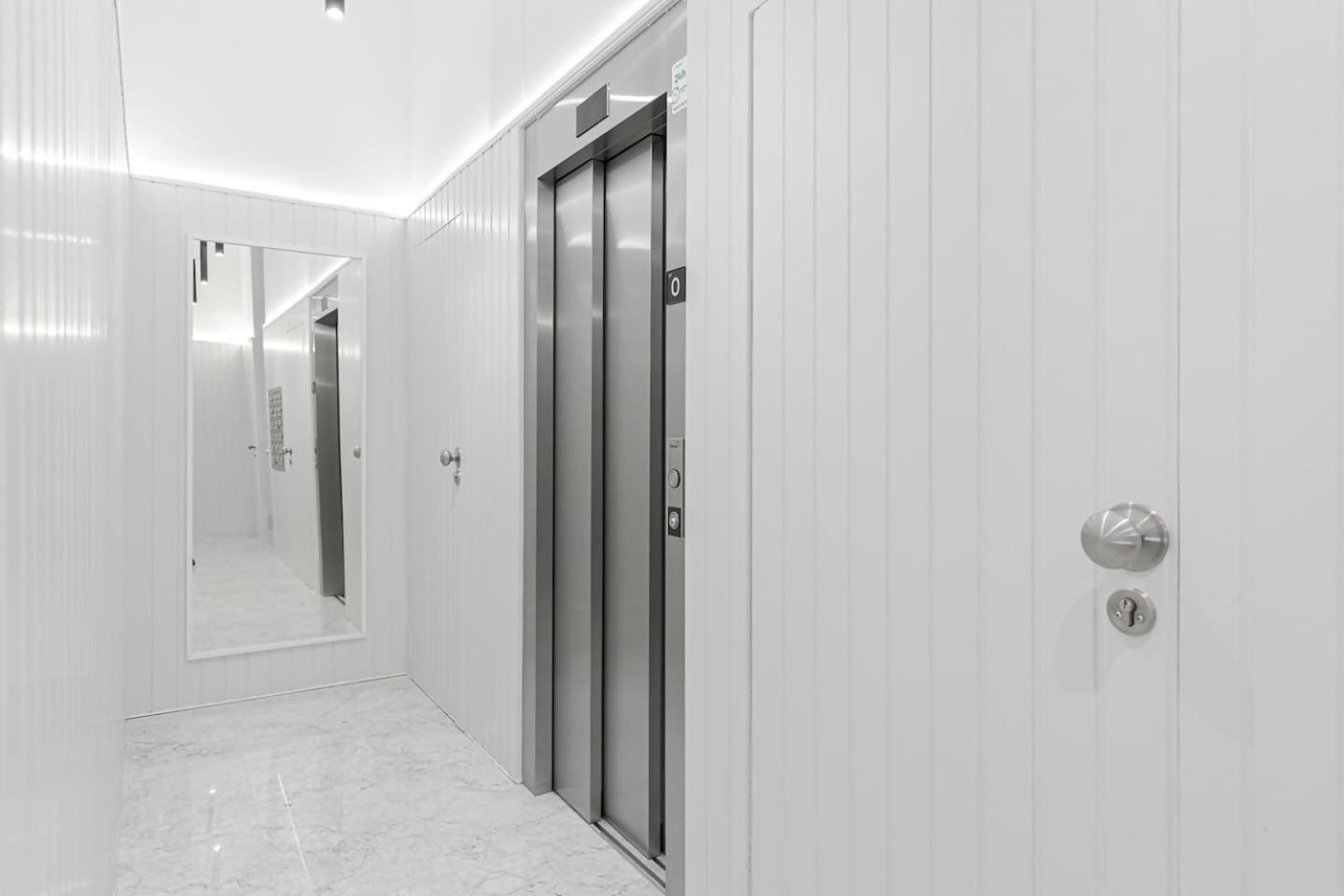 Mondrian New Ac Design Lovers Near La Concha San Sebastian Buitenkant foto