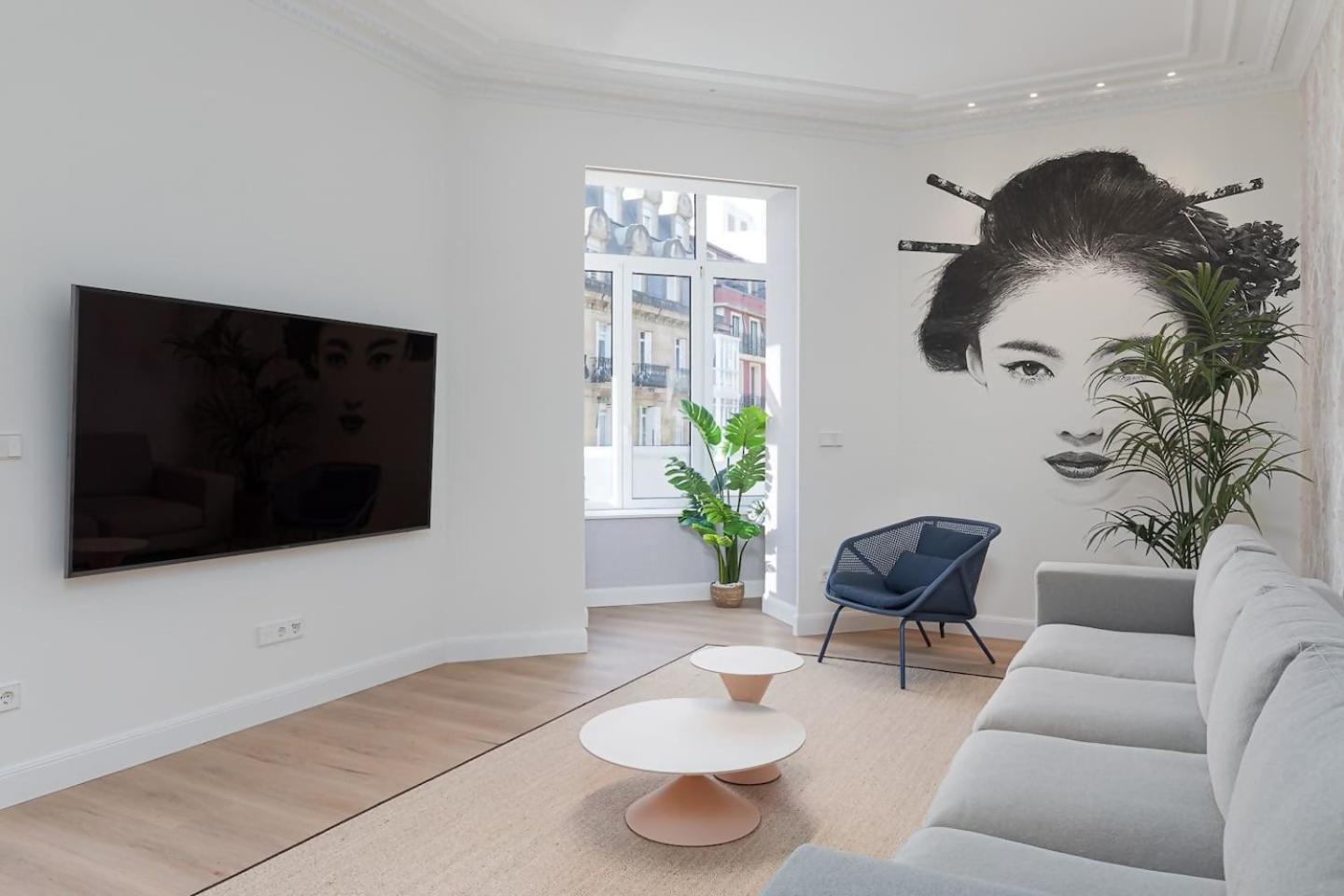 Mondrian New Ac Design Lovers Near La Concha San Sebastian Buitenkant foto